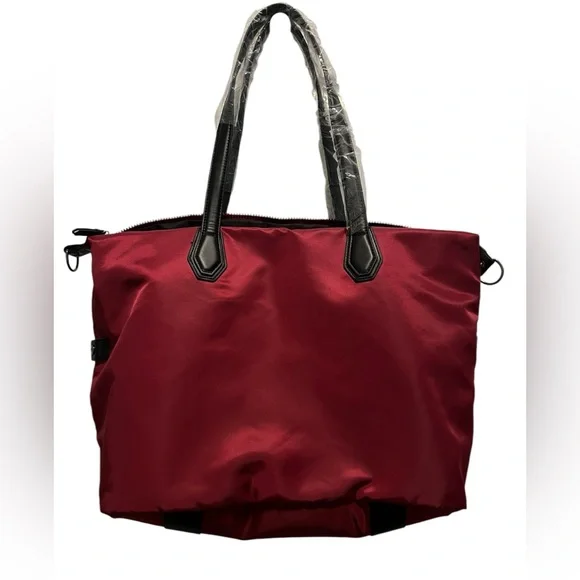 Mondani New York Burgandy Weekender Tote Bag - Picture 8 of 8